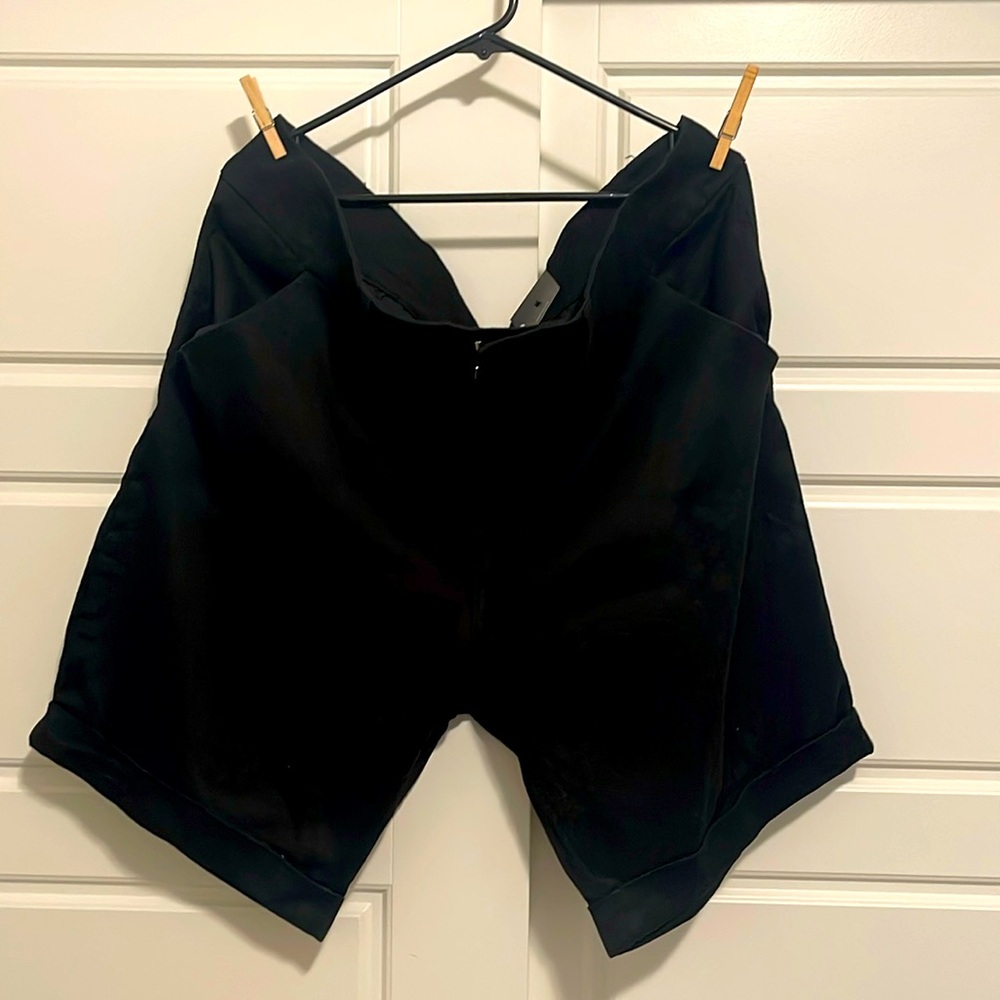 Torrid Black Shorts Size 28